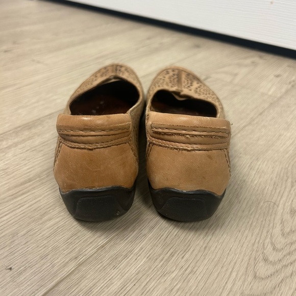 Clark’s Artisan Kessa Gazebo Women’s Flats - Picture 3 of 6